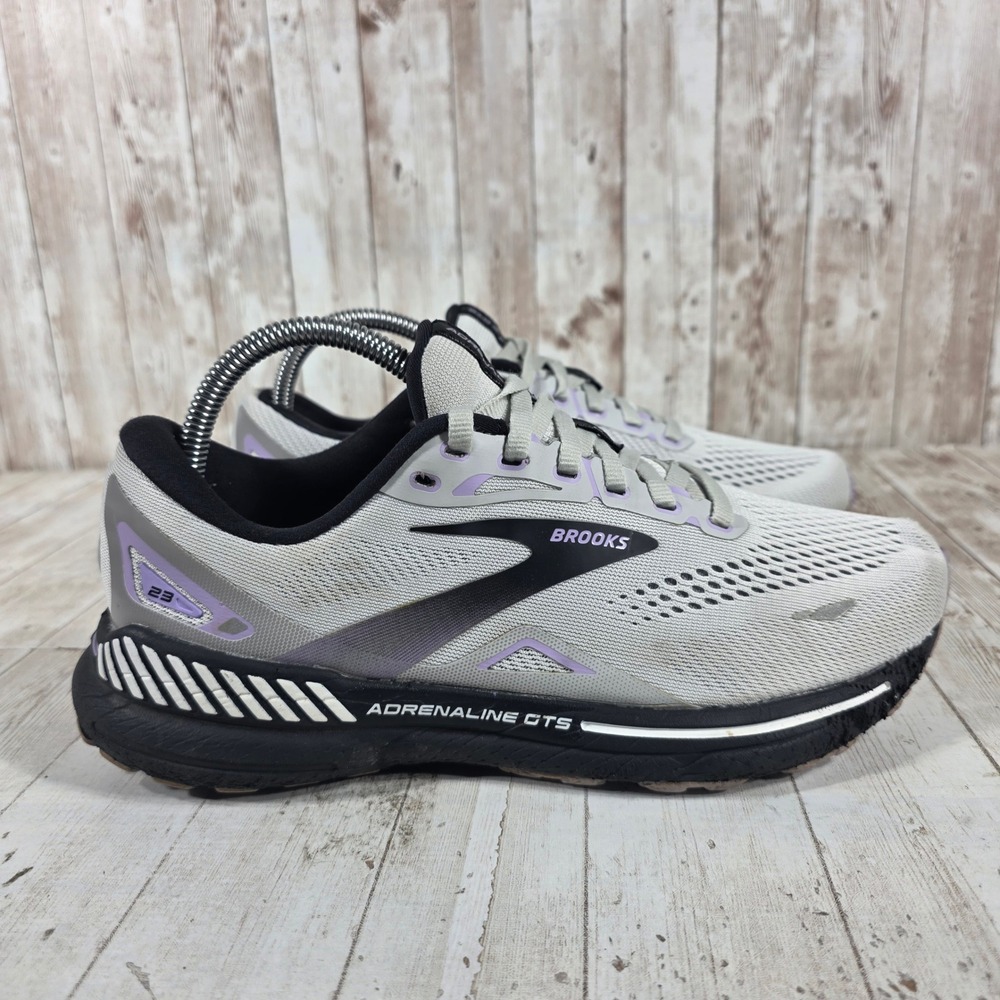 Brooks Adrenaline GTS Women's Light Gray and Lavender Running Shoes